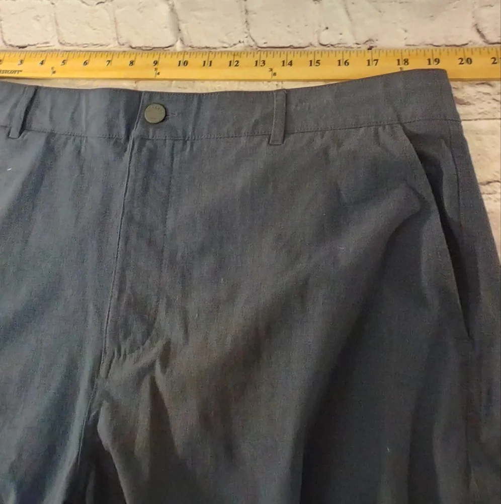 Faherty Mens All Day Stretch Khaki Navy Blue Shorts 38